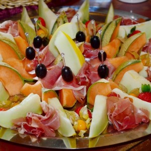 Array
(
    [id] => 40
    [id_producto] => 16
    [imagen] => 16-40-reservarpension-completa-para-una-persona.jpg
    [orden] => 0
)
